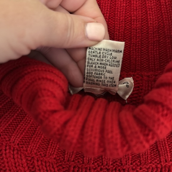 Vintage Yarn Works, heavy turtleneck sweater with ribbed hem & sleeves - Picture 6 of 10